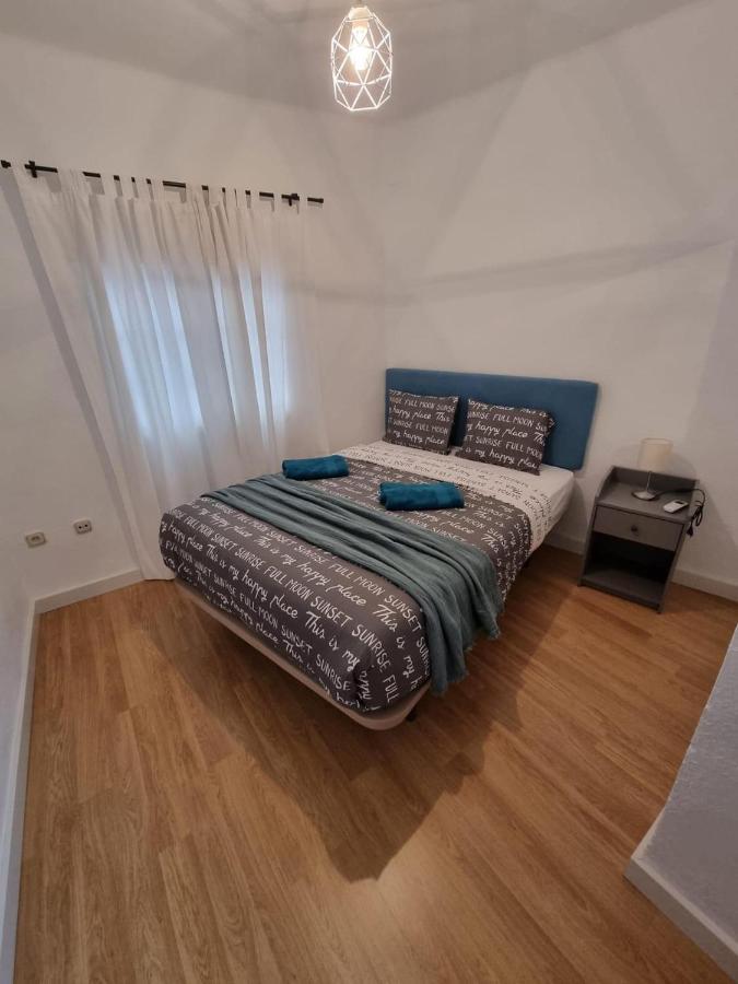 Holidays2Malaga 2 Bedroom Armengual De La Mota Close Shopping Center Luaran gambar