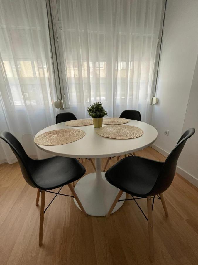 Holidays2Malaga 2 Bedroom Armengual De La Mota Close Shopping Center Luaran gambar