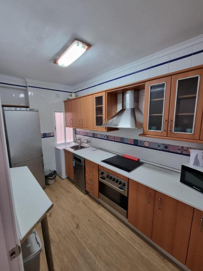 Holidays2Malaga 2 Bedroom Armengual De La Mota Close Shopping Center Luaran gambar