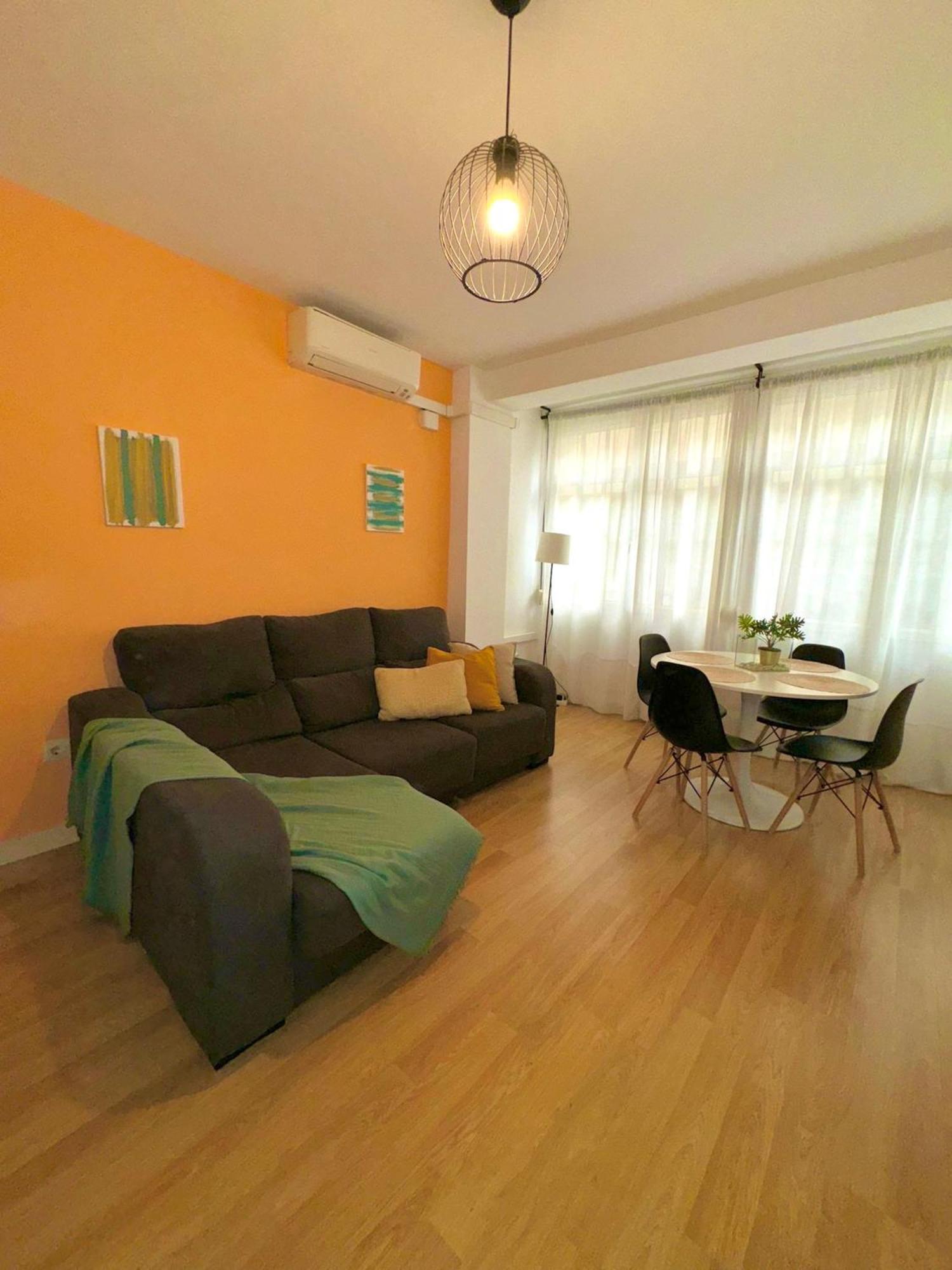 Holidays2Malaga 2 Bedroom Armengual De La Mota Close Shopping Center Luaran gambar